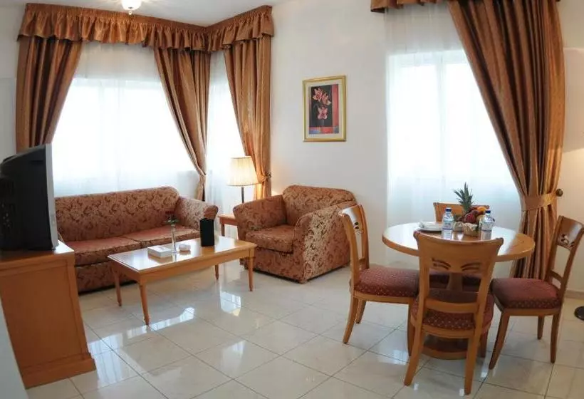 Fotos del hotel Uptown Hotel Apartments Abu Dhabi:  15