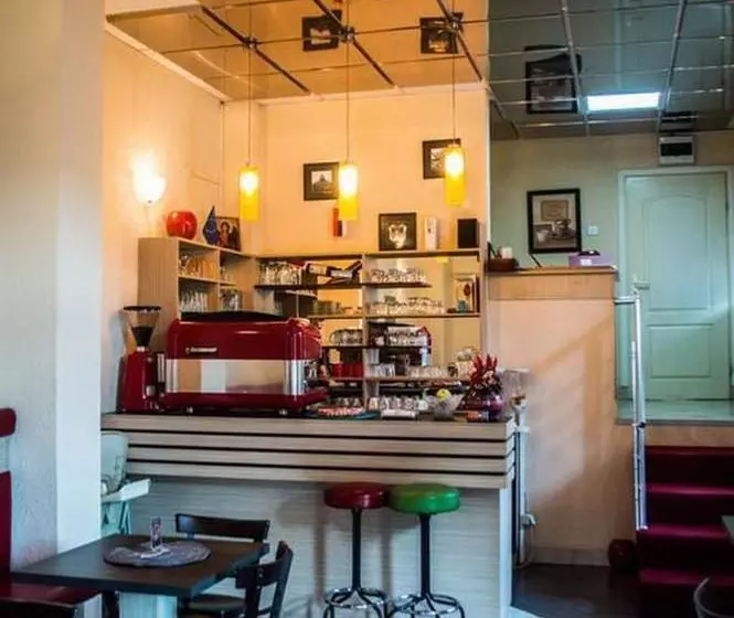 Fotos del hotel Guest Accommodation Majesty:  4