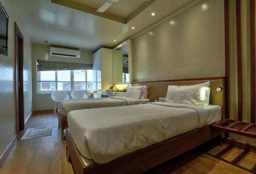 Fotos del hotel Collection O 39209 Cine City:  5