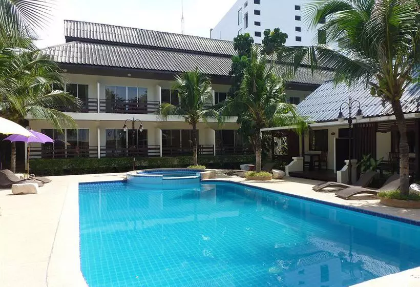 Fotos del hotel The Beach Garden Resort:  18