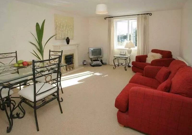 Fotos del hotel Your Stay Bristol Orchard Gate:  3