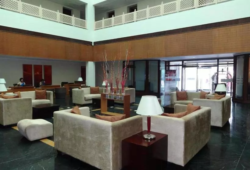 Fotos del hotel Golden Tulip Udaipur:  4