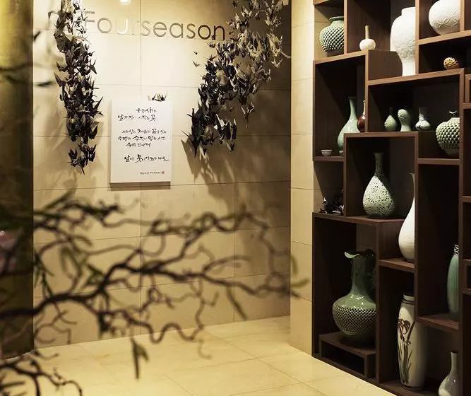 Fotos del hotel N. Fourseason:  6