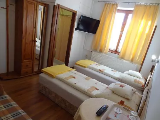 Fotos del hotel Bai Panzió:  21