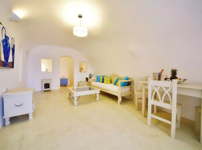 Fotos del hotel Chroma Suites:  19