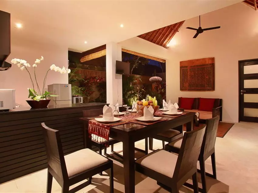 Fotos del hotel Villa Biru:  4