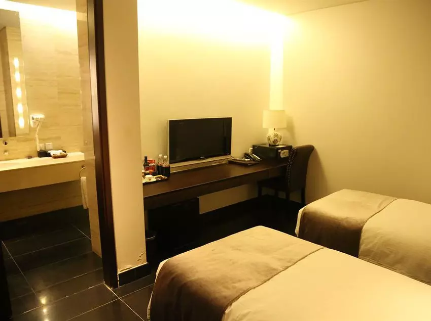 Fotos del hotel Beijing Shichahai Sandlwood Boutique Courtyard:  8