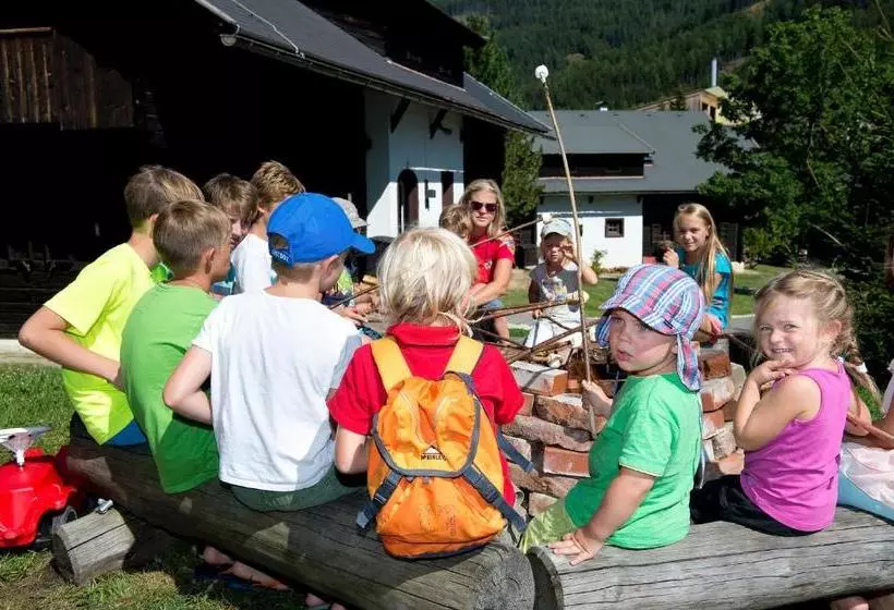Fotos del hotel Feriendorf Kirchleitn  Kleinwild:  9