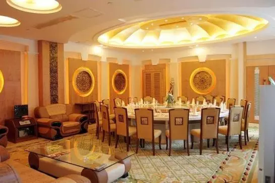 Fotos del hotel Galactic Peace International:  4