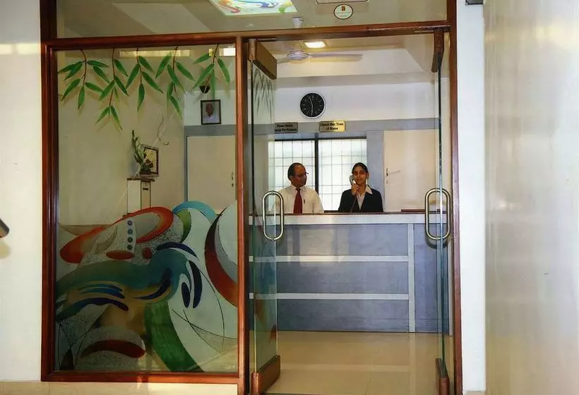 Fotos del hotel Fabhotel Ashiyana:  8