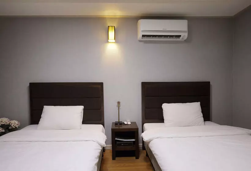 Fotos del hotel Jeju Airport:  9