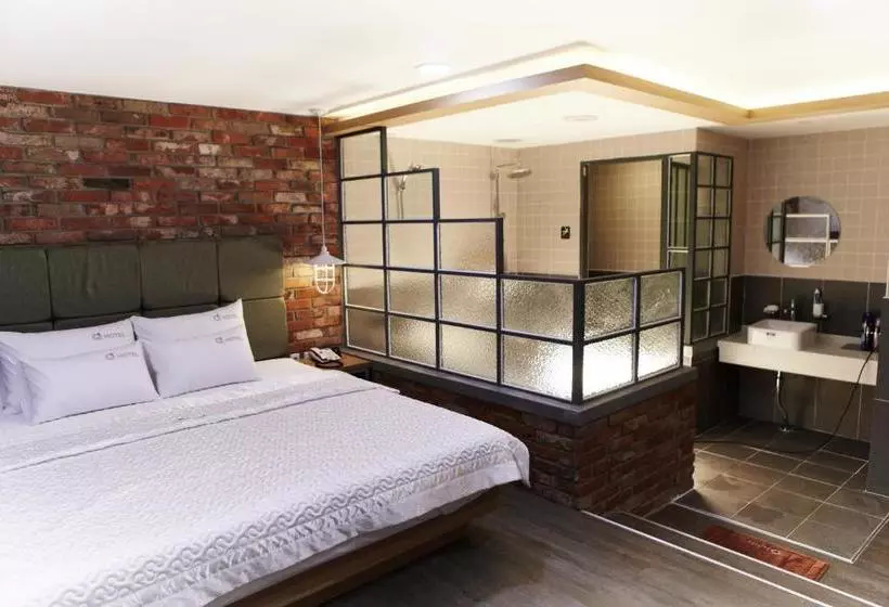 Fotos del hotel Q5:  9