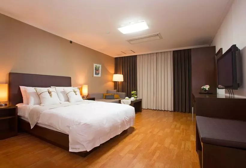 Fotos del hotel Laon Convention:  23