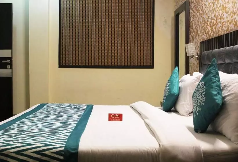 Fotos del hotel Oyo Rooms Rajendra Place Metro Station:  16