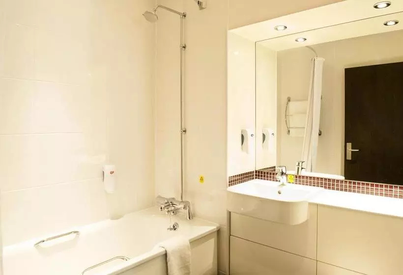 Fotos del hotel Premier Inn London Hendon The Hyde:  6