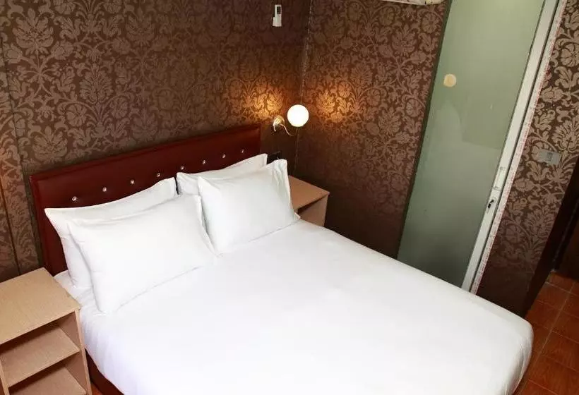 Fotos del hotel Harrys Suite:  14