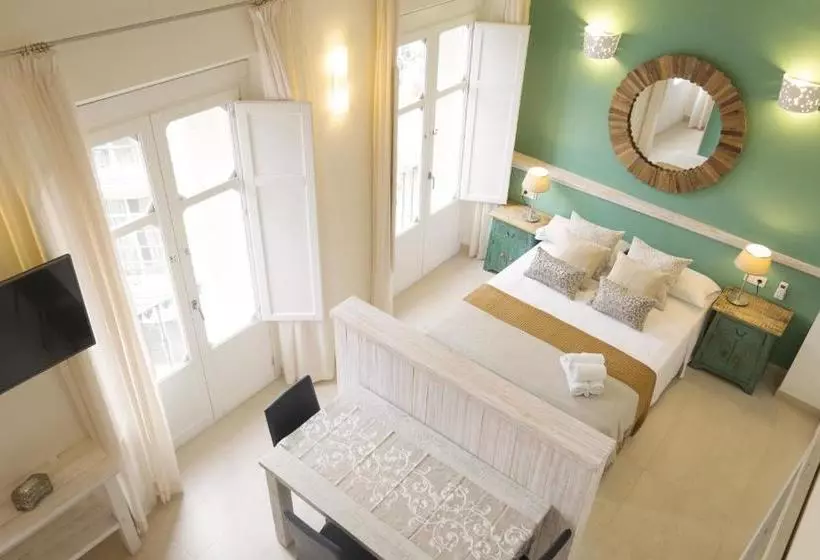 Living4Malaga Suites Superior