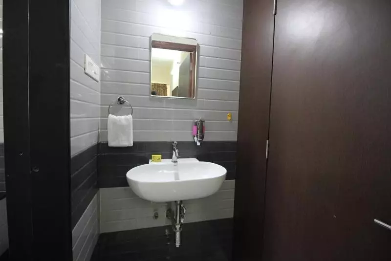 Fotos del hotel Fabhotel Atithi:  3
