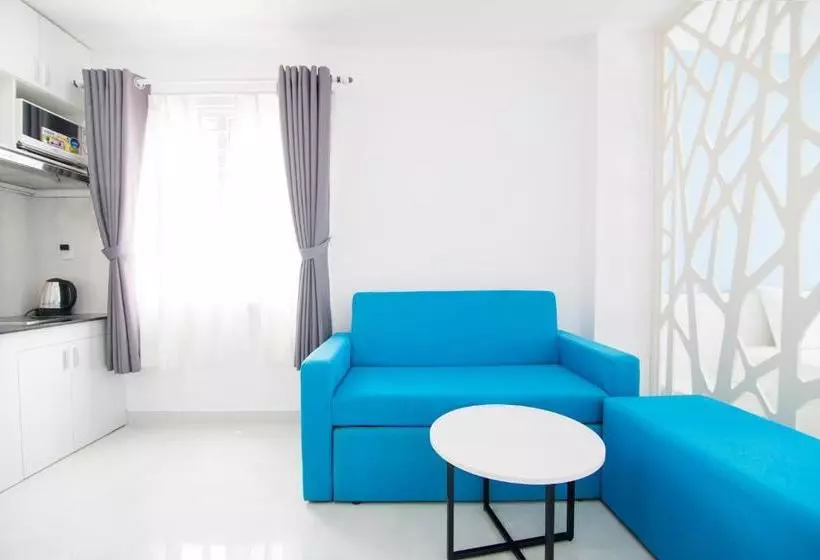 Fotos del hotel Reddoorz Plus Near Nguyen Hue Walking Street:  21